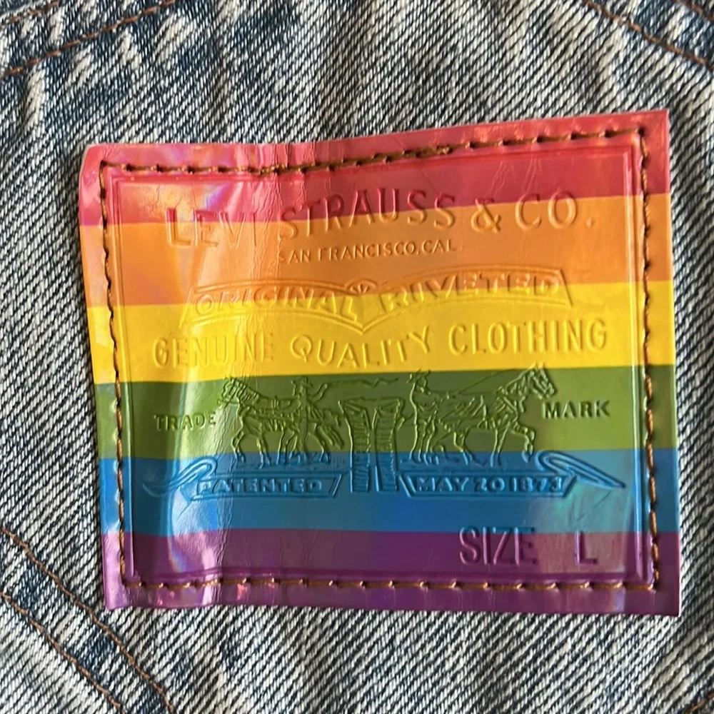 Levi’s Pride Rainbow Denim Shortalls Overalls‎ Shorts Size L